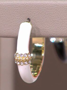 Heidi Daus "Slim Pickens" Pavé Crystal Accent Hoop Earrings WHITE NWT